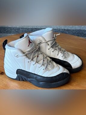 Jordan 12 Retro Taxi Flip Kids Sneakers Size 13C EUC